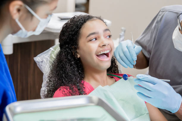 Best Broken or Chipped Tooth Repair in Tillson, NY